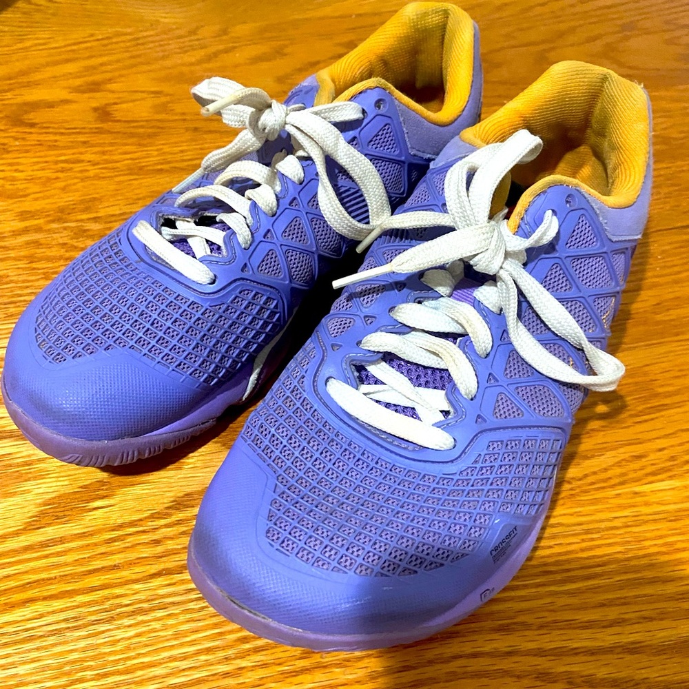 Reebok Nanos Size 6.5
